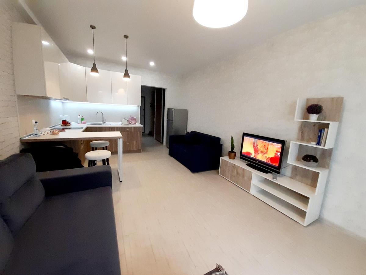 New England Deluxe Apartment Kiev Exterior photo