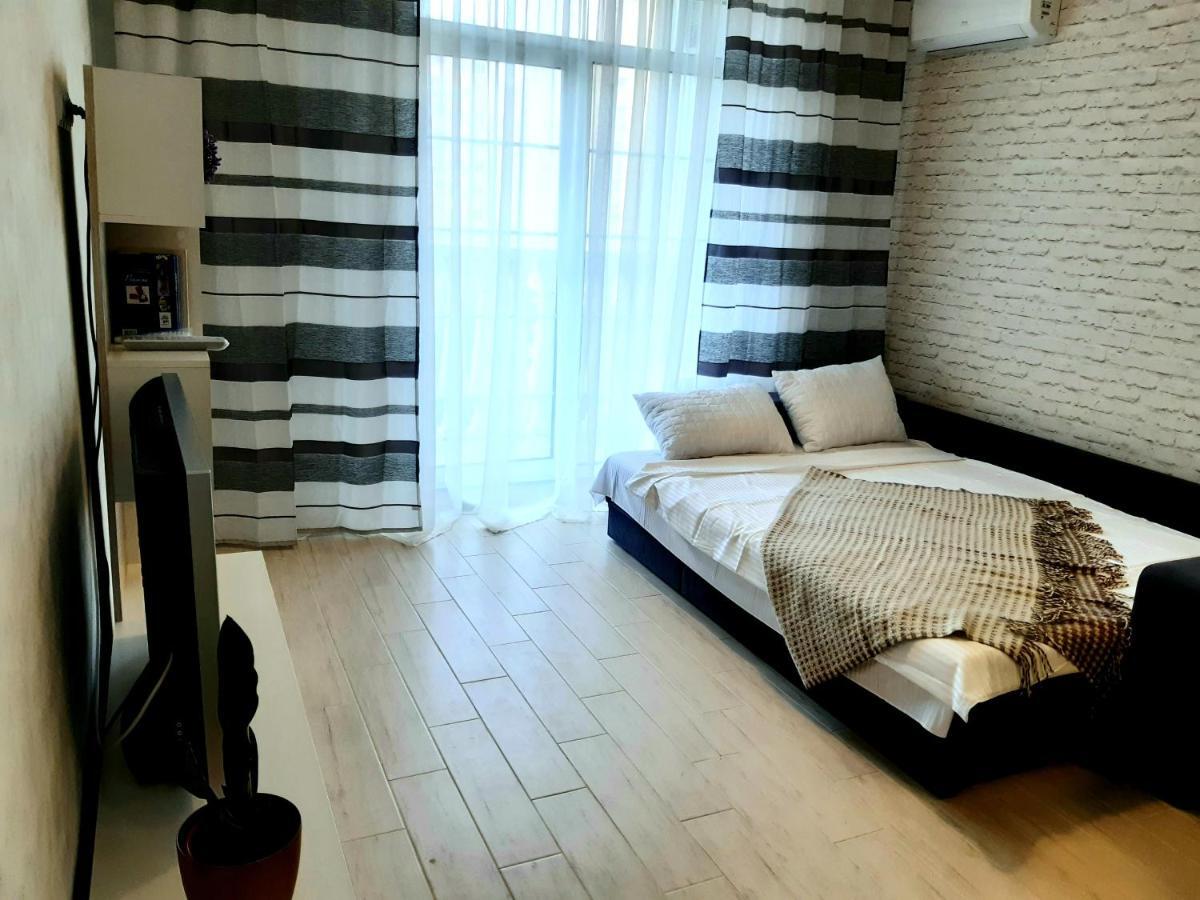 New England Deluxe Apartment Kiev Exterior photo
